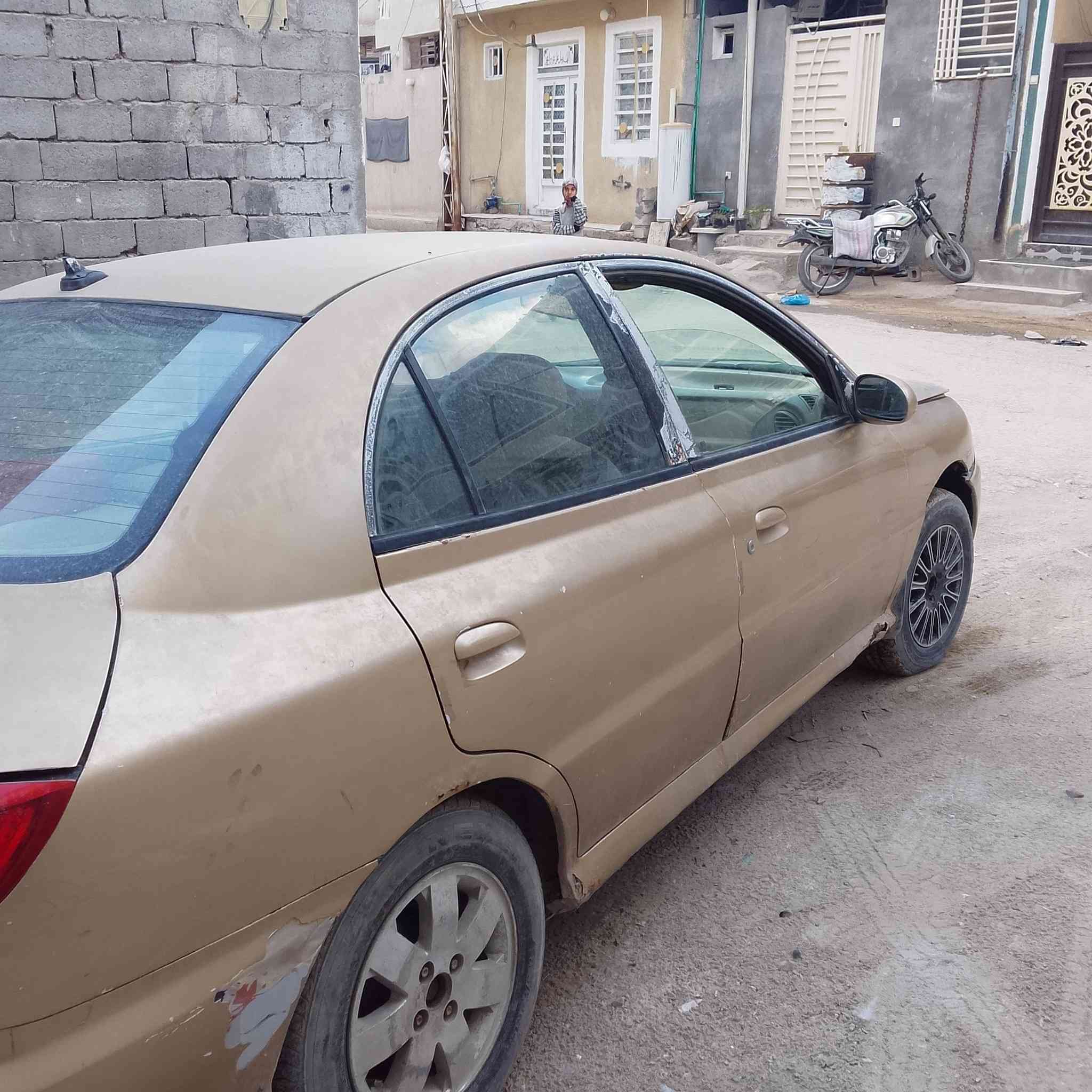 كيا ريو موديل ٢٠٠٠للبيع ***********
