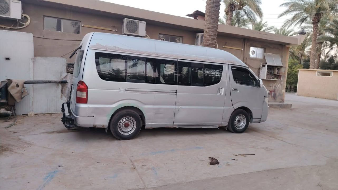 للبيع فقط.. باص شيري ٢٠١٢ محرك كير كيا كرنفال گاز رقم انگليزي سيارة جاهزة للشغل ترايها وين متريد مصفرة هيئة وغرامات مكانها بغداد اليوسفية سعرها 90 ( ملاحظة  ) مكلف بالنشر لحد يراسلني للاتصال ع راعيها ***********..*********** بغداد, العراق

