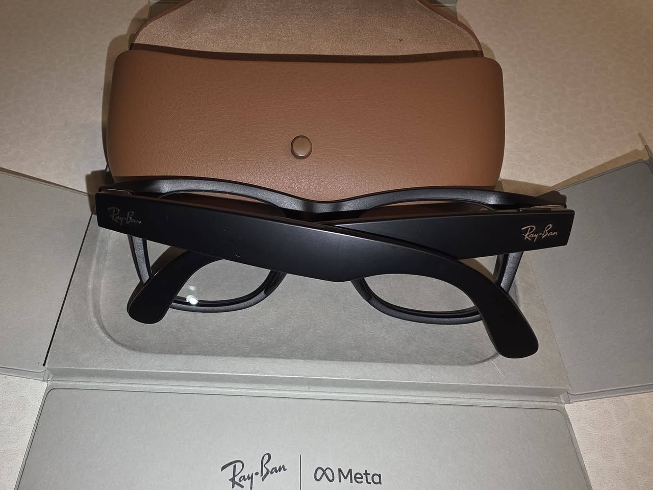 للبيع نظارات Ray-Ban Meta Wayfarer مستعمله شي قليل
مواصفاتها موجوده بالصوره 👇👇👇


**إذا كنت صاحب هذا الإعلان وتريد حذفه لأي سبب، رجاءا أرسل رسالة إلى الدعم الفني**