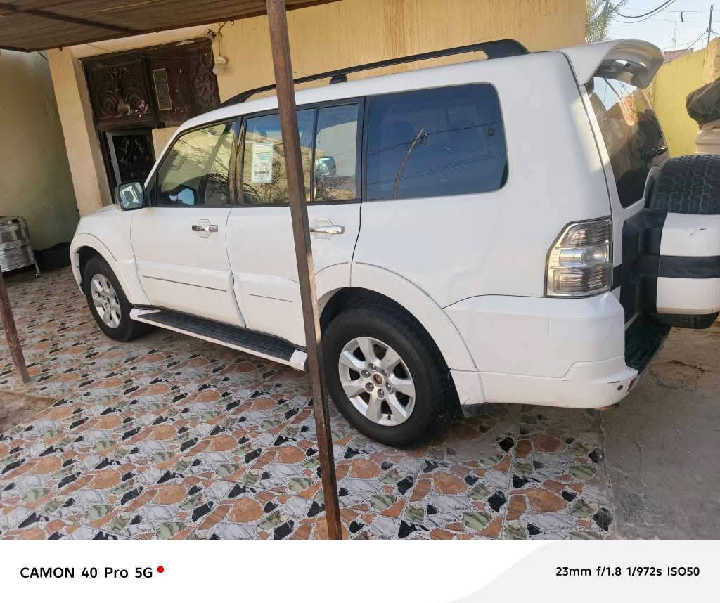 للبيع او مراوس بسياره صالون باجيرو 2010 حبتور رقم بغداد انكليزي باسمي 
مداور ثاني يوم 
فول مواصفات 1/1 
كشنات كهرباء 
كشنات جلد 
مري شفط 
اشاير بالمري 
تحكمات استيرن 
7 راكب كشن قلاب
شاشه وكامره خلفية 
حساسات امامي
دمام خلفي 

فتحه بالقماره 
3 قطع تبريد 
وبعد هواي مواصفات بيها
السعر 135 العنوان الديوانيه قضاء الحمزه الشرقي السياره بيها ربع الجاملغ الامامي صبغ والبنيد مفتوح للاتصال *********** ديوانية, القادسية
