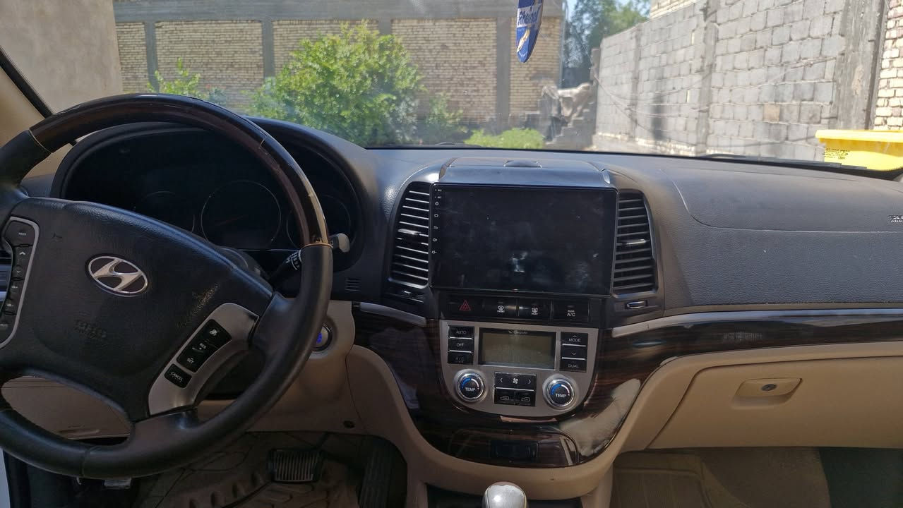 السلام عليكم
سنتافي مديل 12 خليجيه فول مواصفات مكينه 2400 السيارة كفاله عامه تخم تاير السيارة خير من الله نقصها فقط تبريد السعر 140 وبيها مجال رقم *********** عنوانها كربلاء طوريج
