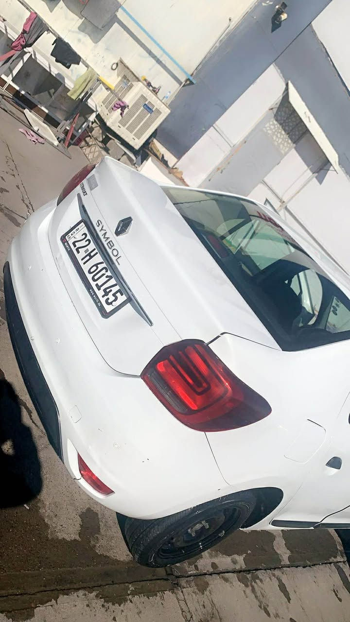 رینۆ 2020 تەنها چوار پارچەی پەمپە بێ لێدران پێش و پشت کەپس گێر و مەکینە و هەمووشت بە شەرت رەقەمی خاوەنیم داناوە  نرخ 75  
*********** أربيل, العراق
