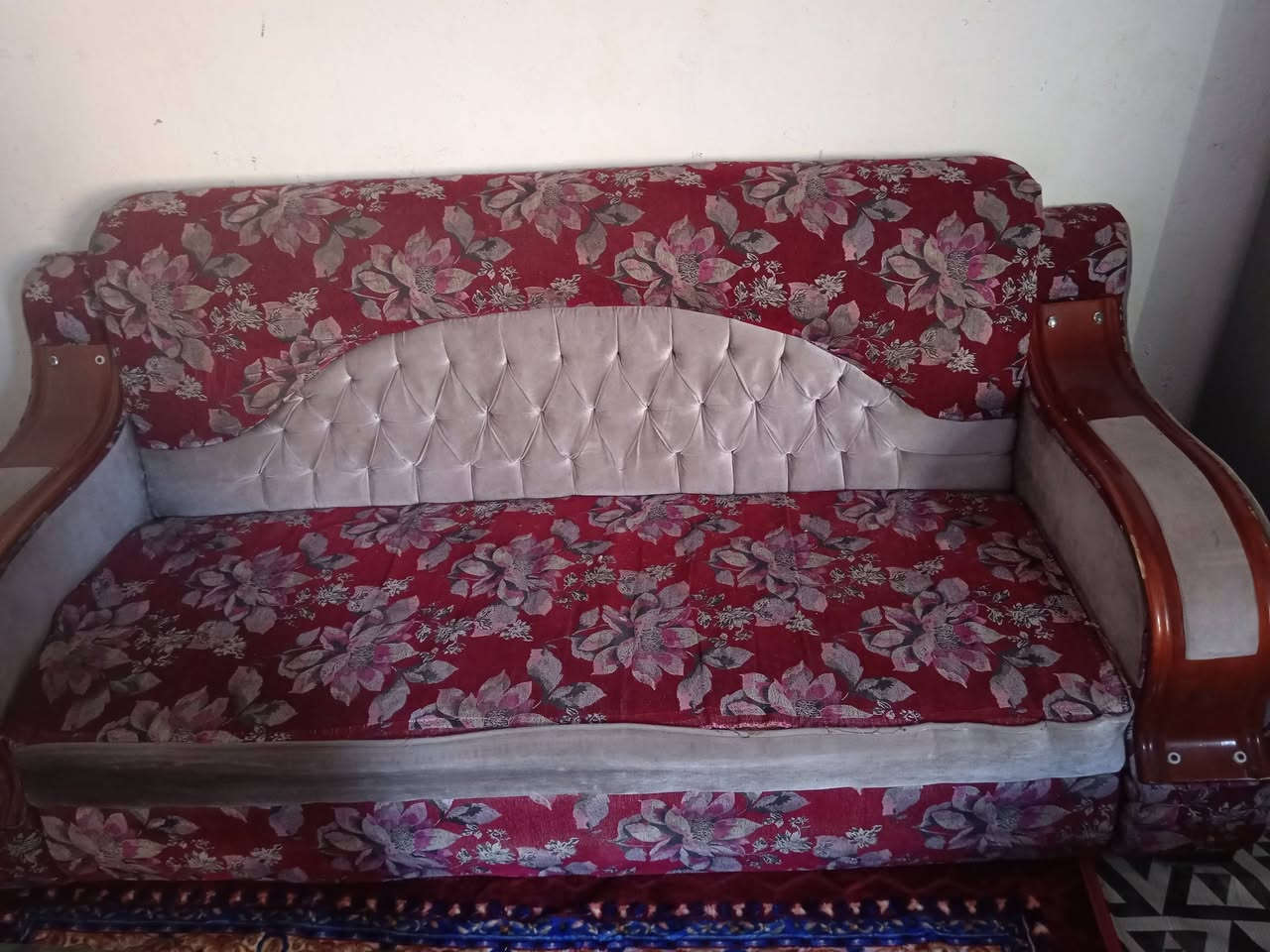 سلام عليكم تخم عشر مقاعد للبيع نضيف ايخبل سعر 130 وبي مجال مكاني بابل الحله ابو غرق


**إذا كنت صاحب هذا الإعلان وتريد حذفه لأي سبب، رجاءا أرسل رسالة إلى الدعم الفني**