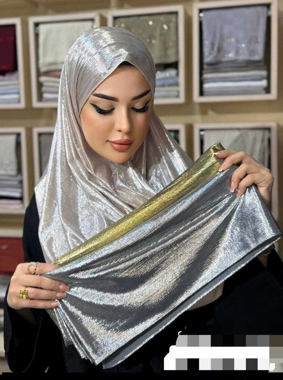 شيلة كاتييرا
فانيلا اماراتي بيها لمعة مميزية 
تنفع للمناسبات


**إذا كنت صاحب هذا الإعلان وتريد حذفه لأي سبب، رجاءا أرسل رسالة إلى الدعم الفني**