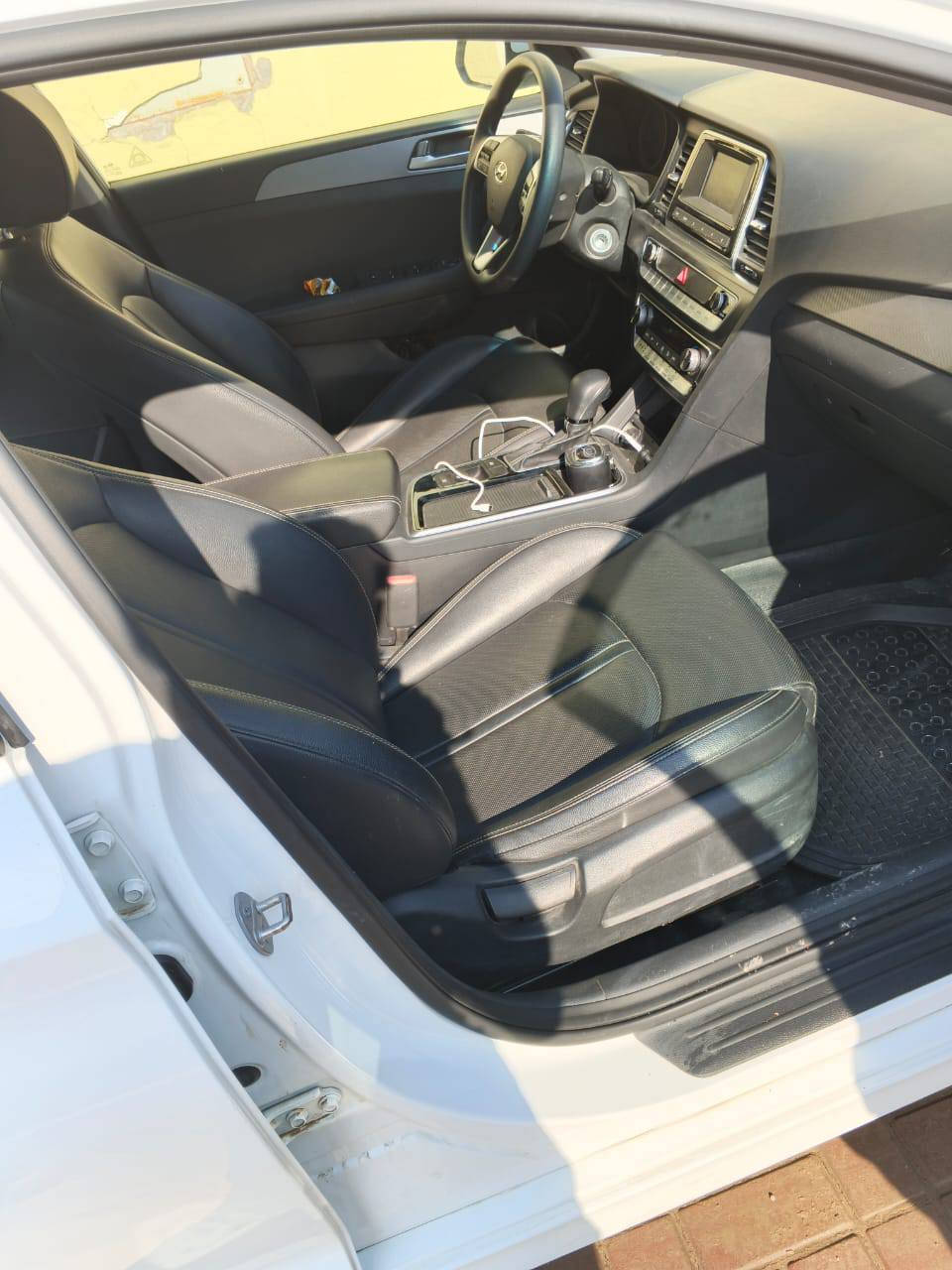 سلام عليكم سوناته غاز اصل 2023 قطعه واحد سونار موجود بسمي صار شهر من رقمته نضافه فول شرط فحص سعر 188
***********
