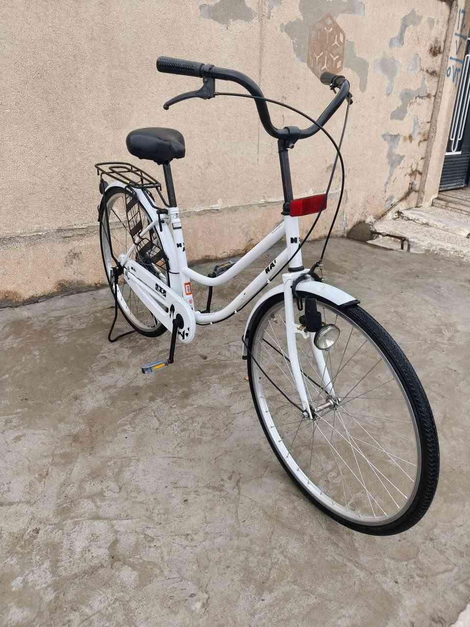 باسكلاين للبيع الاسود شركه سانتس موديل ٢٠١٩ والحجم 26 والباسكل الابيض شركه AN2  والحجم 26 جانب الايسر حي صدام قرب ساحت هوار السعر خاص..


**إذا كنت صاحب هذا الإعلان وتريد حذفه لأي سبب، رجاءا أرسل رسالة إلى الدعم الفني**