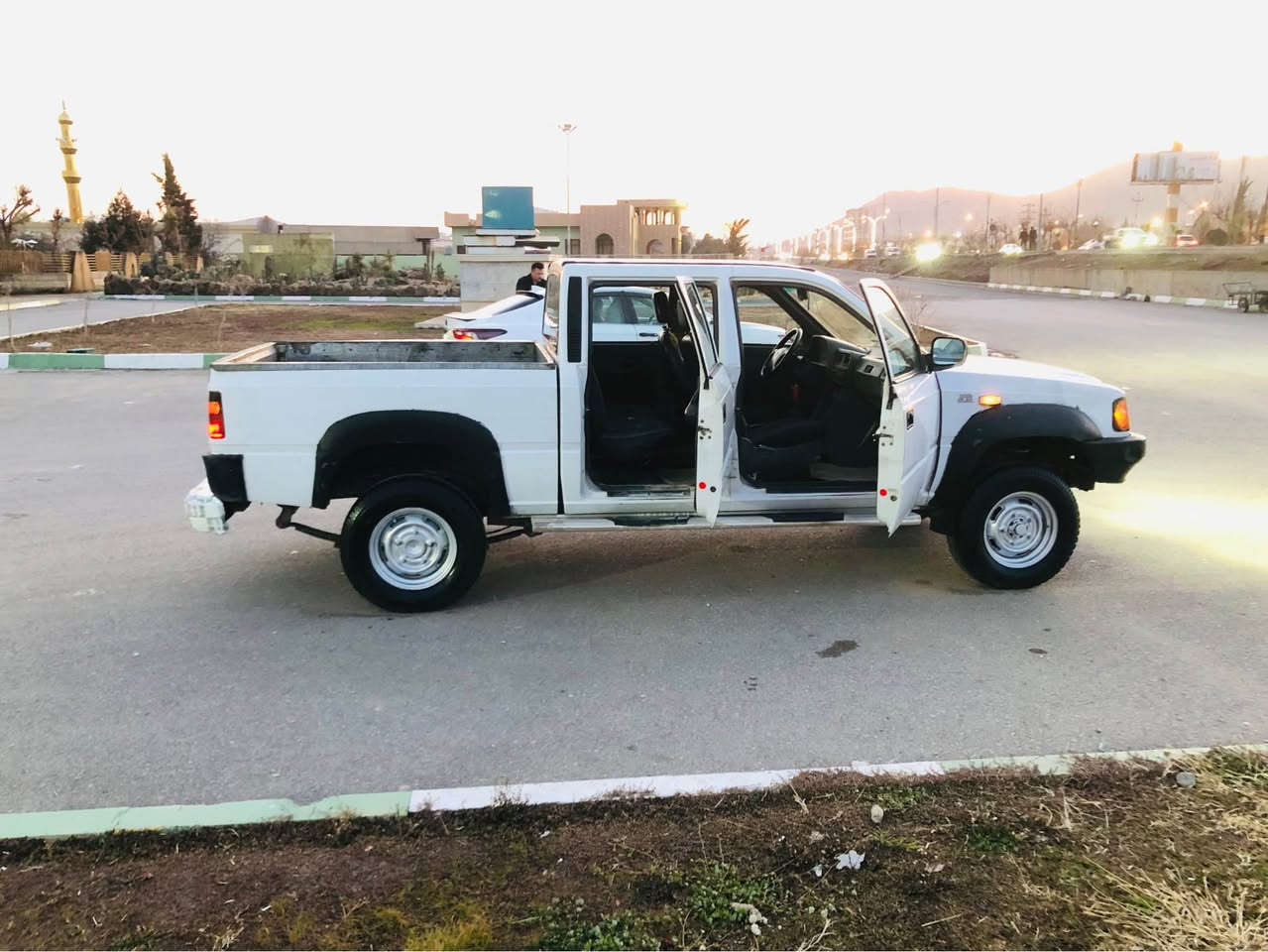 هەرزانترین نرخ
$21 کۆتایی       رانیە        *********** ڤایبەر و واتس ئاپی لەسەرە 
پیاب تاتا مۆدێر 2009 ڕەقەم کاتی هەولێر سەنەوی ڕەقەم کاتی لەگەڵە
4 پستن مەکینەو گێڕی کراوەتە 12 و کابرێتەر ی فۆردی ڕانجەر
سەیارەکە قەترە لێدراوی نیە و بێ بۆیاغە
چوار تایەی و پاتری لۆکی بۆ بەسراوە پێش و پشتی کامێرەی بۆ بەسراوە
گێر مەکینە ئەکسل شانسی بەشەرت
کارەبای و تندوو تۆڵی و خایس بەشەرت
سەیارەکە زۆر بە مقاوەمەیە رانية, السليمانية
