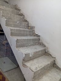 بيت لبيع الضباط العبيدي يم سيد منذر 50 متر 07714858749