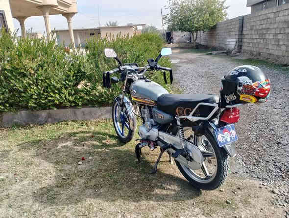 موطور نامي برو موديل 21 نضيف حيل شرط مامطخوخ صبانة نكرة سلف كهربايات شقالة ربع ماتصرف علي منفيس بي 
***********
