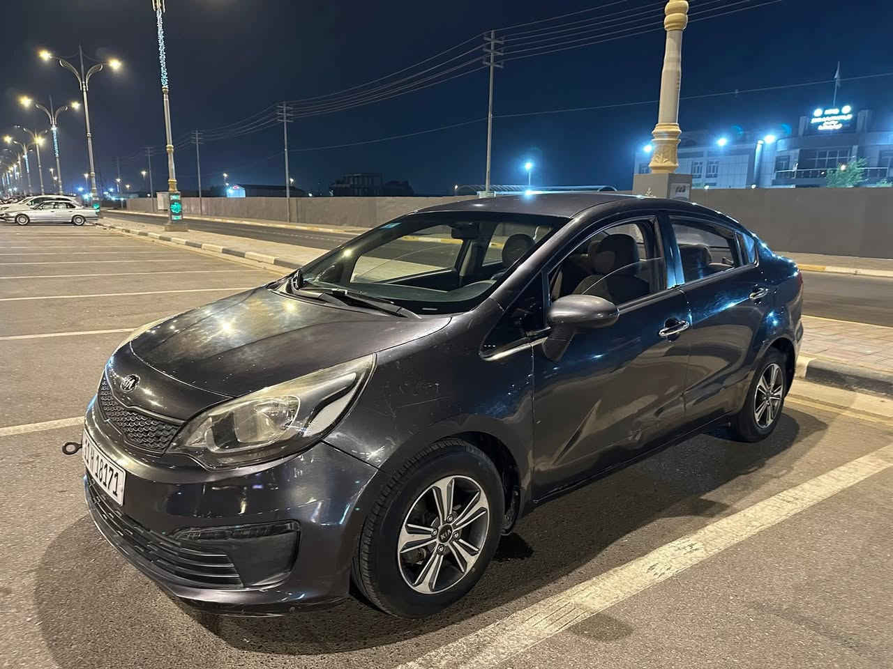 كيا ريو خليجي 2016
محرك 1600 دوش جديد

رقم انكليزي بغداد 

هزه سنويه جديده  

السيارة بأسمي تحويل ثاني يوم 

اربع قطع صبغ 

سعر 84 ورقة و بيه مجال بسيط

عنوان كربلاء

***********
