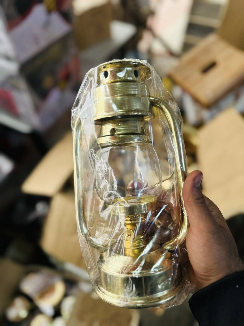 تم توفير فانوس.  نحاس ثقيل.   كميه محدوده. جدا


**إذا كنت صاحب هذا الإعلان وتريد حذفه لأي سبب، رجاءا أرسل رسالة إلى الدعم الفني**