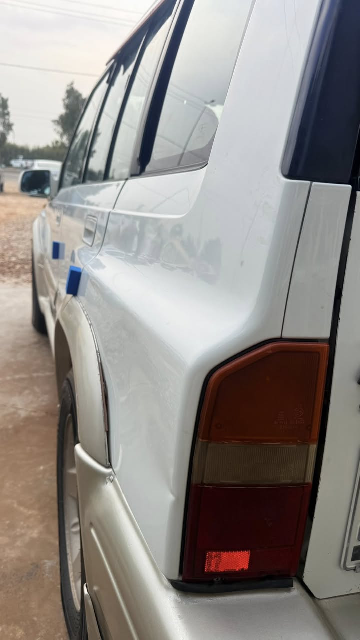 سلام عليكم
سوسوكي 96 كفاله  ع وضع شركه من صبغ المعجون 
مكينه 2000 سته سلندر 
رقم بغداد 
فور ويل كله شغال 
معروضه63وبيه مجال 
جاهزه  السياره 
الاستفسار 
***********
***********
