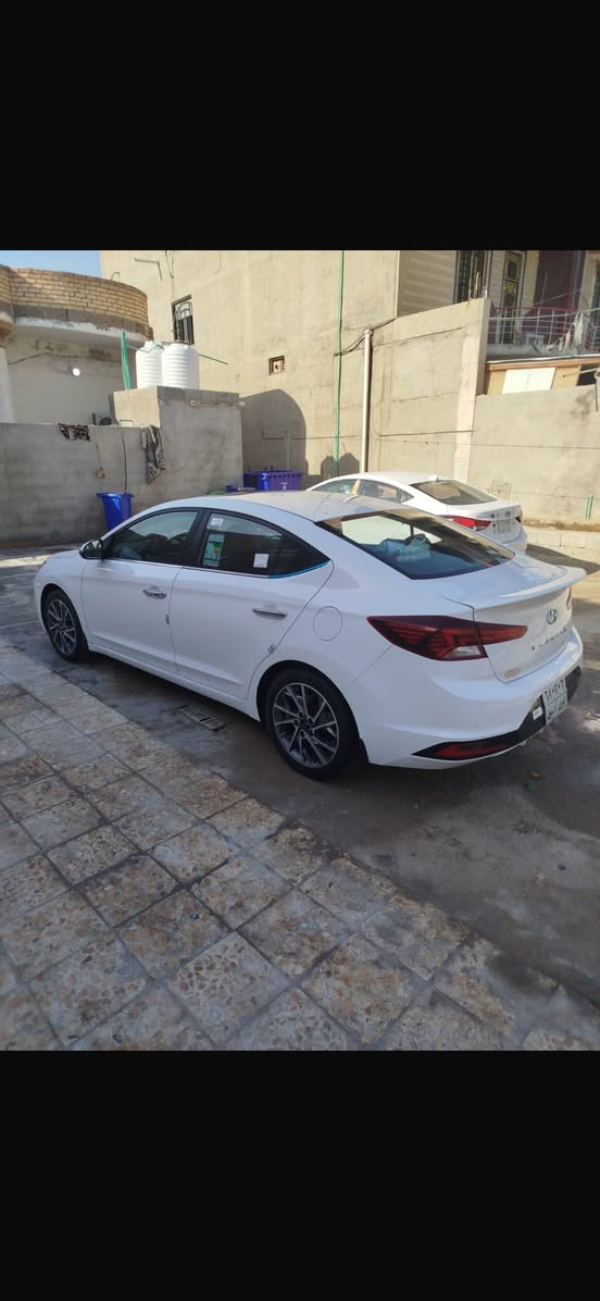 السلام عليكم خوان مكلف بنشر  النتره خليجي  موديل 2020 كفاله ماعده بارد قليل بصندوك باقي السياره كفاله سياره جديده بمعنه الكلمه  تخم تاير حداده جاهزه الستفسار رقم صاحب السياره ***********مكان السياره بصره
