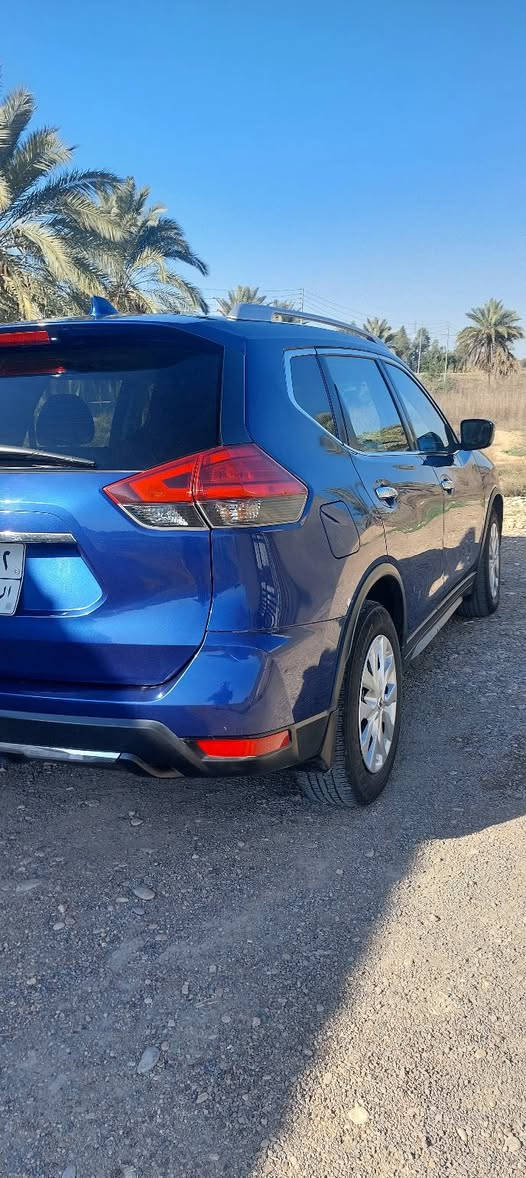 نيسان روج موديل ١٧ للبيع ضرر بس خشم بنيد يعني قطعة وحدة مثل ما موضح بالسونار ديالى المقدادية
***********قرب الفيلق السعر ١٤٠
