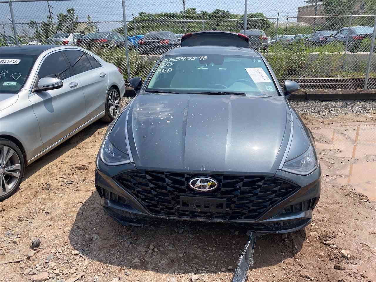 سوناتا موديل 2023 كلين فول عده الفتحه سعر جدا مناسب صور امريكا بيه ماشيه 43 سعره168قفل وسياره مابيه كل نقص مكان سياره منصور مجمع بوابة العراق ***********
