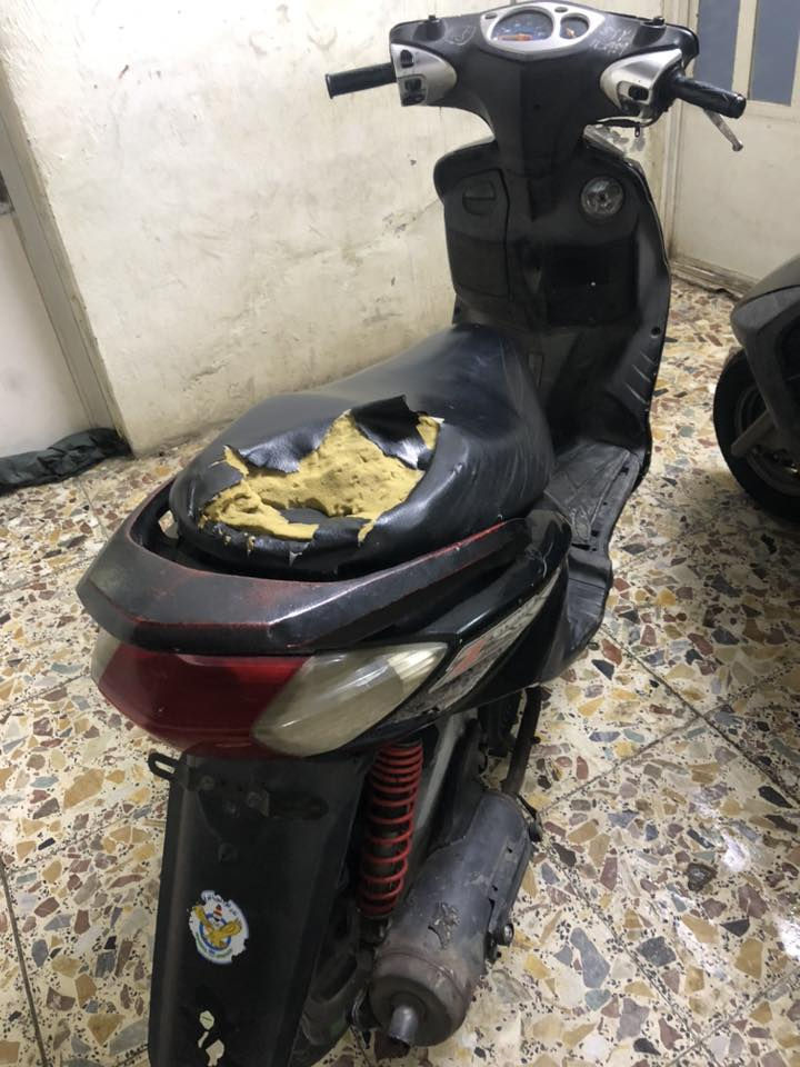 دراجه سكنس نثيه دراجه كامله كفرات اصليه كهربائيات كامله سلف و هندر كابريتر اصلي السعر 350 و بيها مجال الشراي يجي خاص *********** العنون مدينه الصدر
