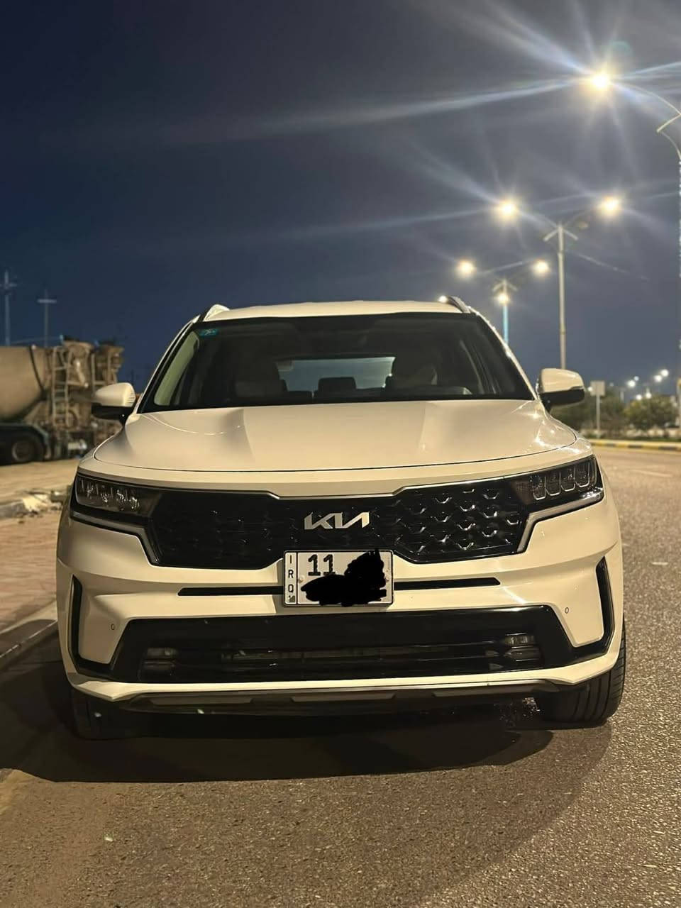 #بيع__مناسب 
كيا سورنتو 2023 خليجي
ماشيه 43 الف حقيقي شرط الفحص 
مكفوله من الصبغ والتبديل والحادث كفالة عامه 
بيها بارد بسيط فقط بالباب عكس السايق 
مواصفات السورنتو الاستندر المعروفة 
رقم بغداد دولي الجديد بإسمي تحويل مباشر 
للاستفسار 
***********
. 
. 
✅علق تم يصلك السعر خاص مباشرةً ⚡💰⚡💰⚡
. 
. 
. 
. 
. 
. 
💥اذا كنت تريد نشر سيارتك تواصل معنا عبر الصفحه.
