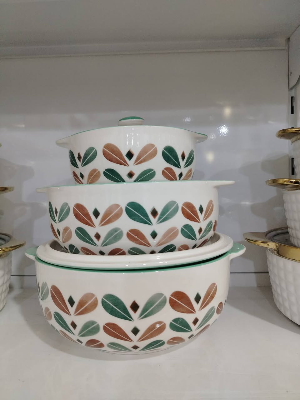 السلام عليكم ورحمة الله وبركاته
محل البيت الانيق لفرفوري المواد المنزليه
العنوان امام عباس شارع العام بيجوار أسواق خيزان
يوجد توصيل داخل خانقين
***********
نتـشرف بزيارتكم
