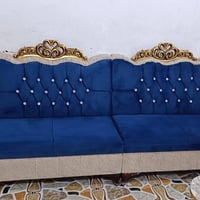 ديوان ١١ مقعد • نظيف جداً • توصيل