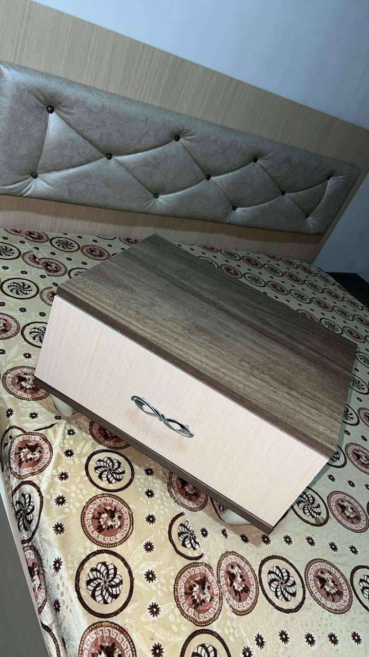 نوستنی دەسکرد 
نوستن بە دۆشەکەوە
دوو کۆمیدی
مێز توالێتێک 
زۆر خاوێن هێشتا کاغەزەکەی پێوەیە حلبجة, السليمانية


**إذا كنت صاحب هذا الإعلان وتريد حذفه لأي سبب، رجاءا أرسل رسالة إلى الدعم الفني**