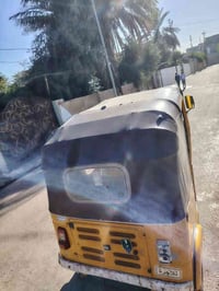 تكتك للبيع مديل 2018بشهر11 للاستفسار 07777060621 السعر خاص