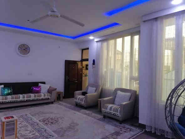 #دارللبيع
دوو خانووى دوو نهوم بو فروشتن 
له گه ره كى  ئيسكان ته نيشن نادى سولاف 
روبه رى هه ريه كه يان 170 متر

پيكهاتوون له :-  2 ژور نوستن - هول - مطبخ - ميوان - گه راج
نهومى دووه م 2 ژور نوستن - هول - مطبخ - ميوان

نرخى هه ريه كه يان 160 مليون 

بوزانيارى زياتر په يوه ندى بكه ن به عقارات ستار اكرم بازرگان

📍ناونيشان : كه ركوك بازارى ئازادى ته لارى ئاسو

***********
***********
