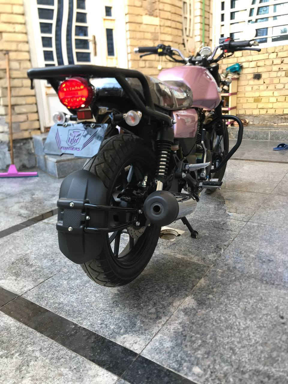 السلام عليكم
دايون ٢٣ اصولي 
ماشي ٩٠٠٠
سعر ٢١٧٥ مليونين وميه وخمسه وسبعين
دراجه نضيفه حلوه وكامله مكمله 
مكاني كربلاء حي السلام 
***********
