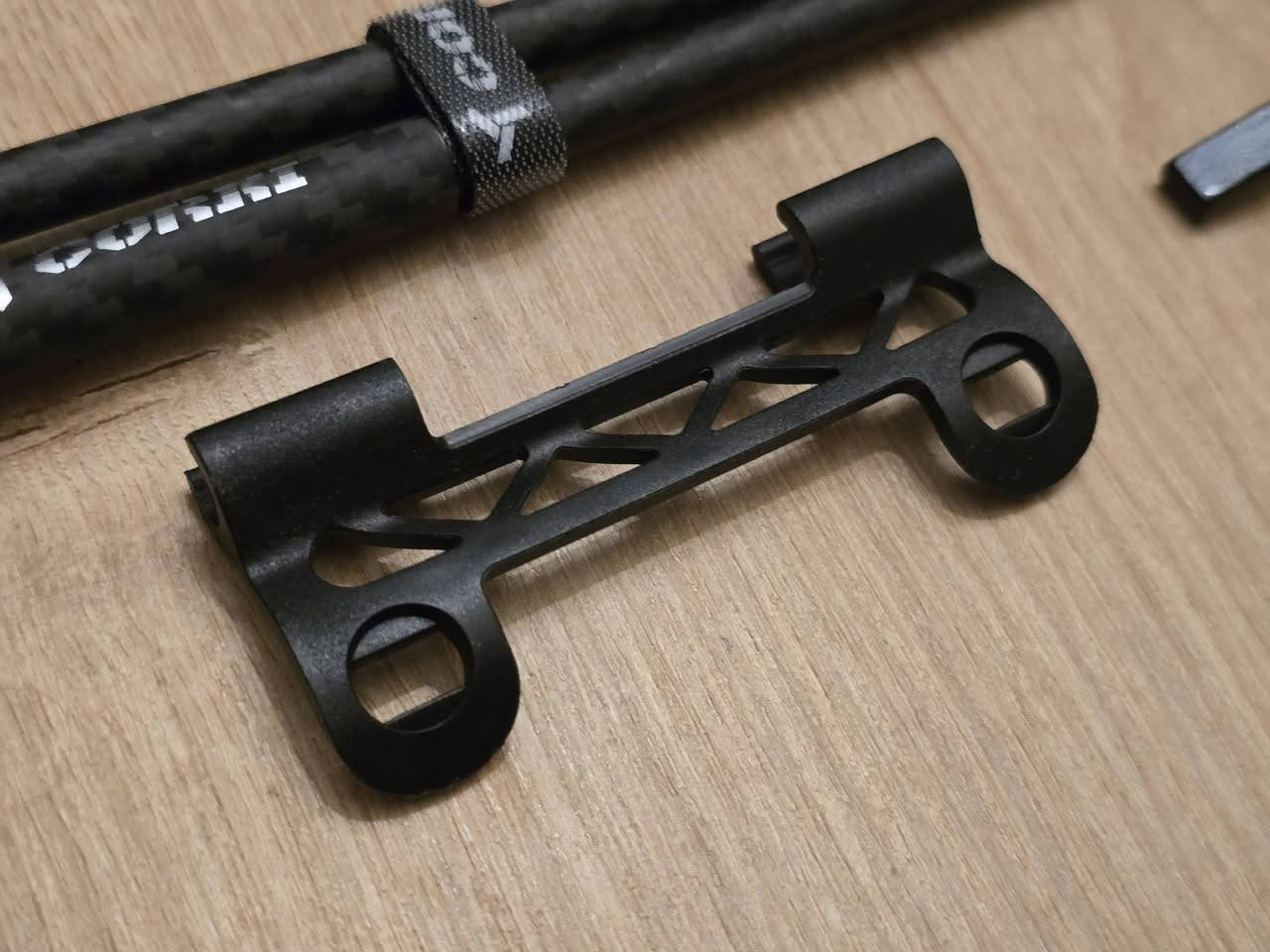 يا الله يا رزاق 👋
**🚴‍♂️✨ هلا بالشباب محبّين الدراجات! ✨🚴‍♀️
#متوووووفر 
#السعر ٢٦ الف
جماعة تخفيف الوزن الدراجة الماعدكم ستاند تعال لييييييه 🤣
الاصلي يمي عمي تدللون علينه  😍 
ستاند محمول ماركة CORKY  العالمية 🖤💛
كاربووووون الوزن ريشة 🐦 
شكل خورافي وناعم وقوي بنفس الوقت 😉
يرهم للرود والكرافل والهجين والجبلي 🫡🫡
وسعر الموقع كدامك يابه 😅
.
.
.
متجر عبدالله المغامر يقدملكم افضل وأجود اغراض الدراجات الهوائية …🚲🚲🚲
✔️ شغل مرتب يخلي دراجتك فول وتخطف الأنظار 😎
✔️ أسعار مناسبة  لكل الميزانيات 👀
✔️ جودة أصلية وتحمّل عالي🚲
✔️ توصيل سريع لكل المحافظات 🚚💨
✔️ خدمة دعم بأي لحظة 💬✨
لا تضيع الوقت… جهز دراجتك وخلي طلعاتك أحلى ويا متجر عبدالله المغامر! 😍🚴✨
للأستفسار على الخاص او مراسلة الصفحة على الواتس آب 📞 📞


**إذا كنت صاحب هذا الإعلان وتريد حذفه لأي سبب، رجاءا أرسل رسالة إلى الدعم الفني**