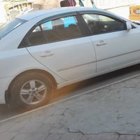 سوناتا ٢٠٠٩ • مكينة ٢٤٠٠ • تكسي المطار