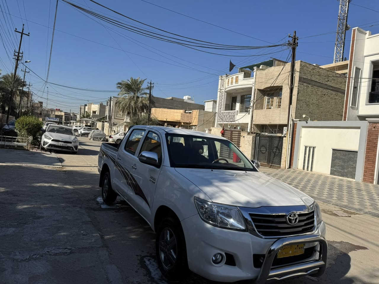 السلام عليكم بيكم هيلوكس كويتي شاصي 19 مديل 2014 كير اوتماتيك محرك مكفول رقم بغداد لسونار بلمنشور لسعر 205 مكانها بغداد لمشتل مبايل *********** ممتواجد عل فيس ماشيه 170 الف
