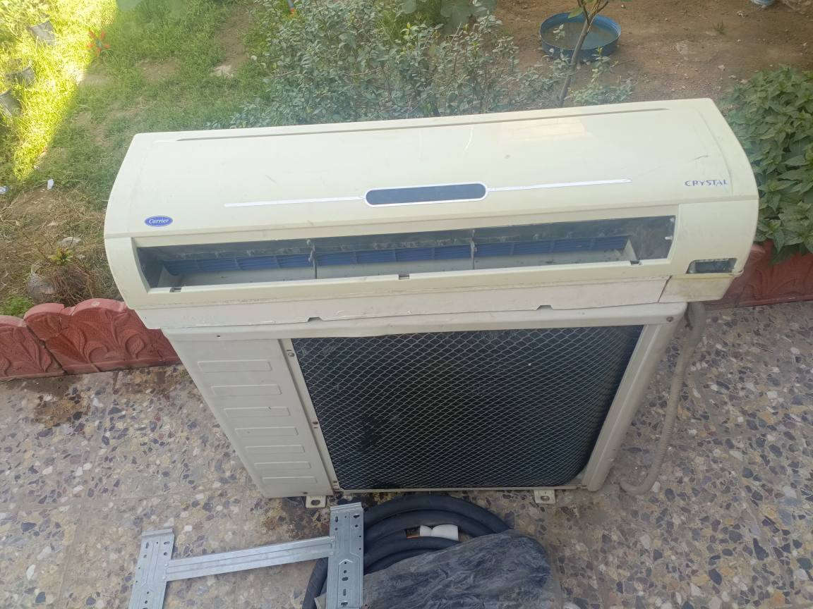 سبلت كيرير طن ونص مستخدم نظيف شرط الشغل غازه كامل وياه بواري ووايرات
السعر 350
العنوان كربلاء حي العامل 
الاستفسار مراسلة الصفحة أو الاتصال على الرقم 
*********** كربلاء, العراق
