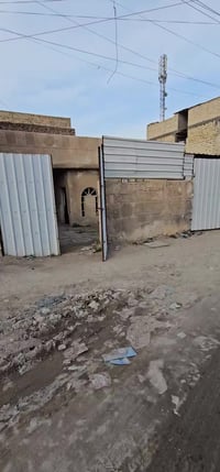 دار متهالك • ٢٠٠م • منطقة ال٤٠٠٠