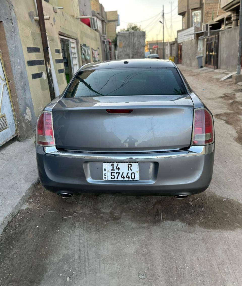 السلام عليكم اوباما مديل ١٢ رقم نكليزي هزه جديده بسمي منضومه لايت زنون كير ماوس ويل ١٨ مكسيكي مكينه وكير السياره تو ويل  مالت ١٩ مكينه ٣٦٠٠مكفولات السياره بيها ( صبغ حزام ) مكان السياره بصره المعقل السعر 146 وبيها مجال بصيط وهاذ رقمي *********** خابرني وتدلل
