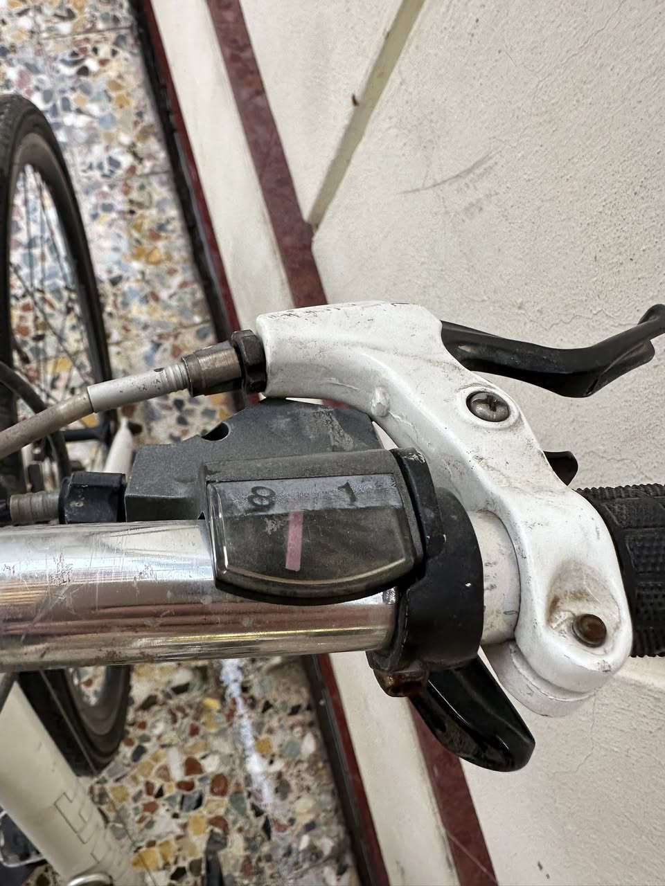 السلام عليكم c700  البيع سعر 160 بي ‏مجال  
‏عنوان بغداد  ￼/***********@￼
