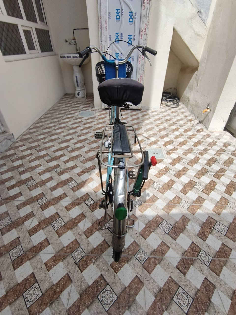 سلام عليكم خوان عندي هاي بايسكل للبيع بايسكل كامل مكمل تخم تاير ويل جديد سلة بريكات كامل ما بي أي نقص جامرلوغ مامي خلفي بايسكل جديد ما بي أي نقص سعر 55 بي مجال بصيط حك جية 
للعنوان ديالى بعقوبة تقاطع القدس ستفسار كثر      ***********
