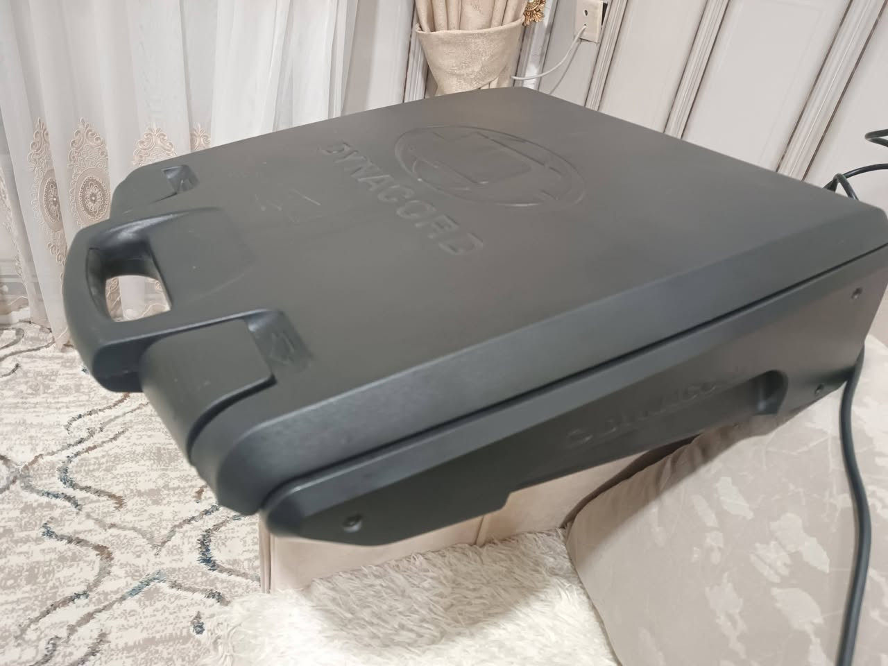 كوبي  امتياز قليل مستخدم
السعر قفل ٣٥٠دولار يعني ٥٢٠ الف عراقي
عنوان اربيل دهوك 
***********
