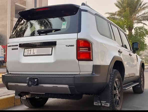 السلام عليكم
برادو 2024 فيرست ادشن (الفئه الجبليه) فوول ١/١
ضمان شركه ساز 
رقم بغداد باسمي 
ماشيه ١٥ الف كليومتر حاله الزيرو
*********** 
داخل قرميدي 
فتحه سقف (سلايد) 
جنطه كهرباء 
رادار امامي خلفي 
تحديد مسار 
كشنات تدفئه تبريد 
كشن كهربائي 
هوك خلفي
توقف ذاتي 
سايد بريك دكمه واتوهولد
حساس امامي خلفي 

واقيات فيرست ادشن النسخه المميزه 
والسياره كلها مختمه فيرست ادشن 
ومكفوله من كلشي صبغ بارد شخط رصعه جديده جدا بعدها وضع زيرو 
السعر 528
***********
