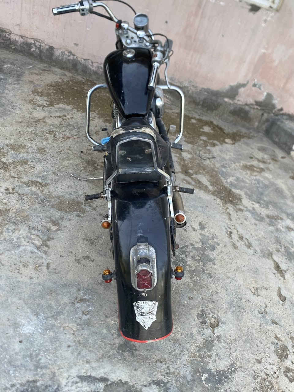 سلام عليكم هوندا ستد ٤٠٠ بيع قطع  جامرلغ وتانكي وصفاحيات  والتجوة السودة والخضرة كذالك  رقمي  مكان بعقوبة ديالى***********
