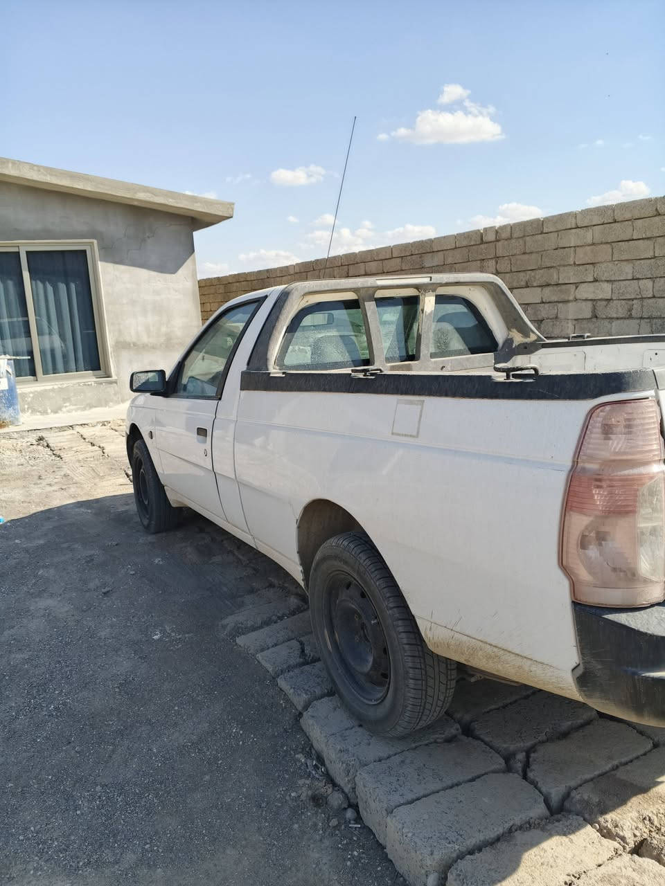 السلام عليكم بكم 2016 السعر 45 ورقه البكم جاهز تبريد رقم الهاتف ***********
