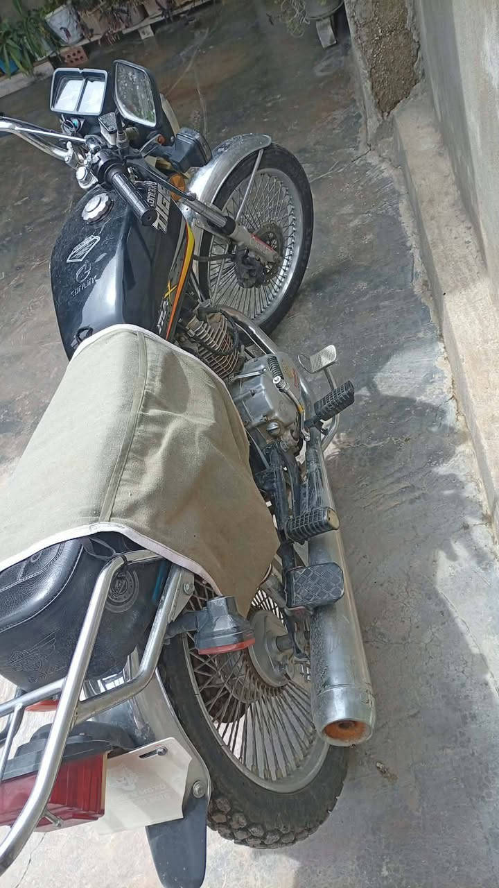 سلام علیکم
ماطور تایكر للبیع مدیل 2022 بدون صرف بدون صوت سعرة 430 وبی شویە مجال


**إذا كنت صاحب هذا الإعلان وتريد حذفه لأي سبب، رجاءا أرسل رسالة إلى الدعم الفني**