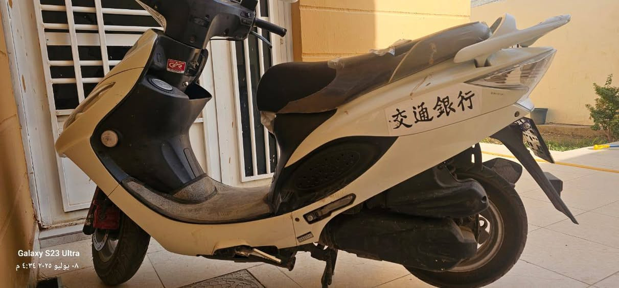 دراجه للبيع  ما مفتوحه كهربائيات كله شغاله السعر راسلني على الخاص الرقم ***********
