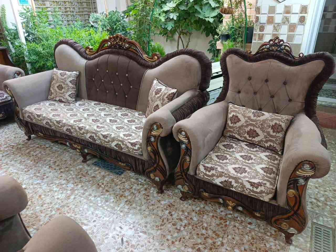 تخم قنفات ١٠ مقعد نضيف حيل المكان بغداد نهايه حي أور سبع قصور شارع ابو علي واتساب *********** اتصل واني بخدمتكم
