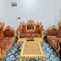 تخم ملكي • ١٥مقعد • ٥طبلات