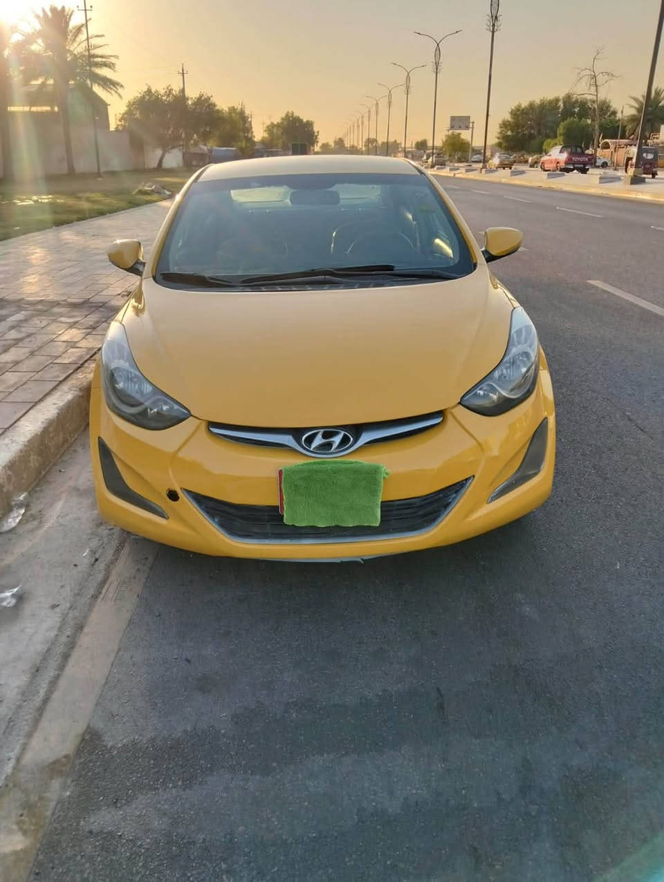 السلام عليكم النترا موديل ٢٠١٢ وارد خليجي مابيها اي حادث فقط تلگيط معجون سياره گير مكينه صدر امامي خلفي جديد تبريد ثلج مابيها اي نقص بأسمي ثاني يوم تحويل سياره كامله من كل النواحي 
***********  معروضه 82$ بيها مجال حك الجيه
