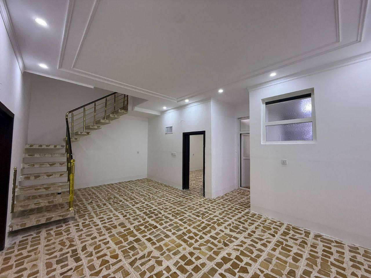 للتواصل واتساب ***********
