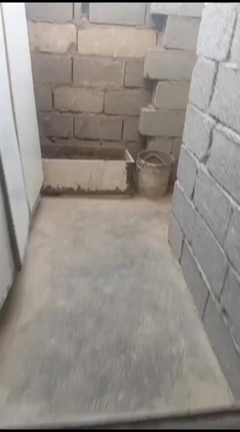 بيت ستين متر طابقين شارع المدرسي يم الفرع مال عزوز ابو الموبايلات الرقم ***********
