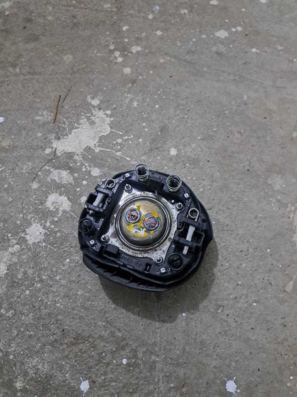 غراض سوناتا ٢٣ سيل بلاس للبيع ربع دعاميه مع كبسوله طاك الايرباك مع لد اصلي جهه السايق تريشه وربع دعاميه امريكي اصلي


**إذا كنت صاحب هذا الإعلان وتريد حذفه لأي سبب، رجاءا أرسل رسالة إلى الدعم الفني**