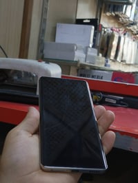 هونر X9c • ما يصعد شحن • شاشة مكسورة