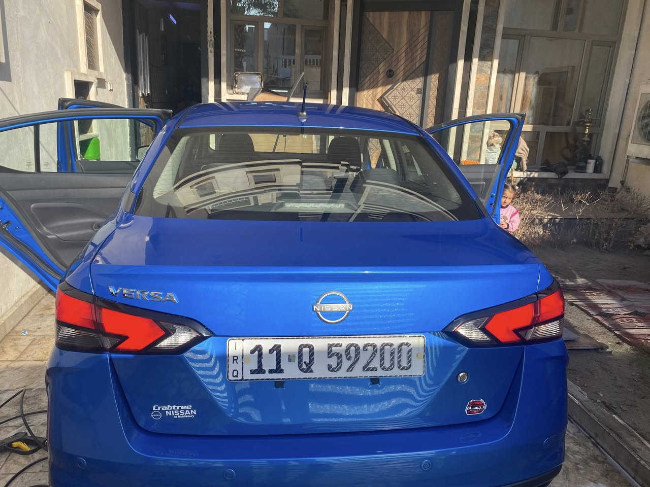 نيسان فيرسا S 2024
مواصفات امريكية
• محرك 1.6 لتر 4 سلندر بنزين
• قوة ≈122 حصان
• ناقل حركة CVT أوتوماتيك
• دفع أمامي (FWD)
• Apple CarPlay & Android Auto
• تكييف يدوي
• مقود متعدد الوظائف
• بلوتوث + USB
• نظام مكابح طوارئ
• مراقبة ضغط الإطارات
• نظام تثبيت سرعة (Cruise Control)
• حساسات خلفية
• نظام مساعدة صعود المرتفعات
• ماشي: 27000مايل
• ضرر: جاملغ وبنيد بدون دواخل
• سعر: 14000$ وبي مجال
• عنوان، بغداد
• للمزيد من المعلومات الرجاء اتصال علي رقم التالي:
• ⁠***********
