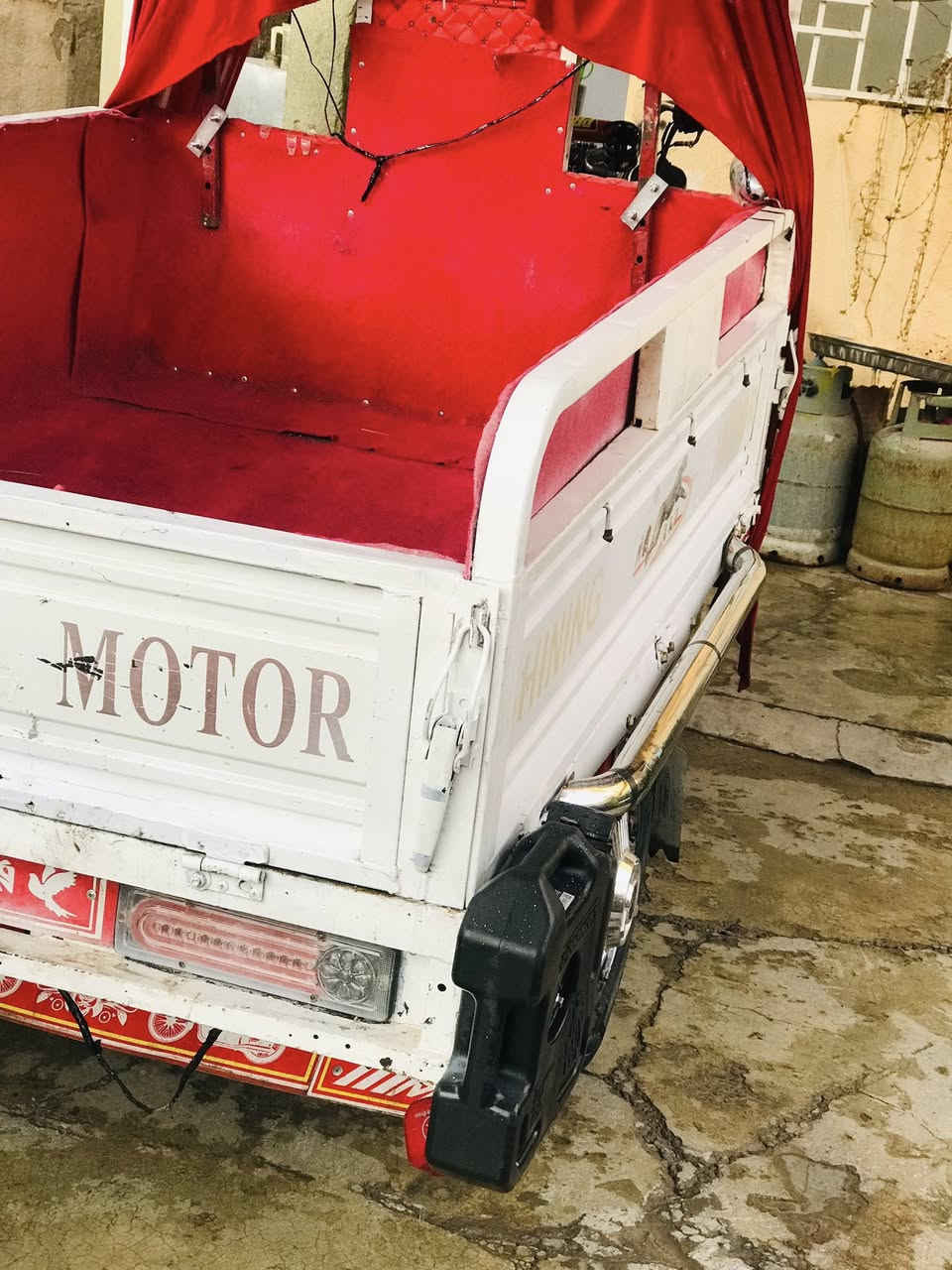 سلام عليكم ستوته للبيع موديل 22 محرك 24شرط اي عيب مابي ركبه اي عيب مابي مكان كركوك حي عسكري الشراي يجي خاص سعر1350بي مجال للطيبين


**إذا كنت صاحب هذا الإعلان وتريد حذفه لأي سبب، رجاءا أرسل رسالة إلى الدعم الفني**